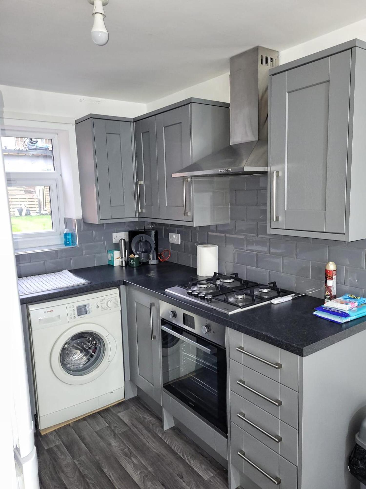 Lovely 2-Bed Fully Refurbished House In London Villa Exterior foto