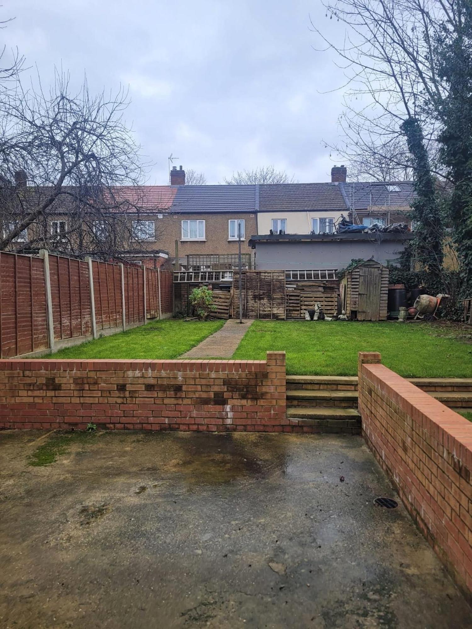 Lovely 2-Bed Fully Refurbished House In London Villa Exterior foto